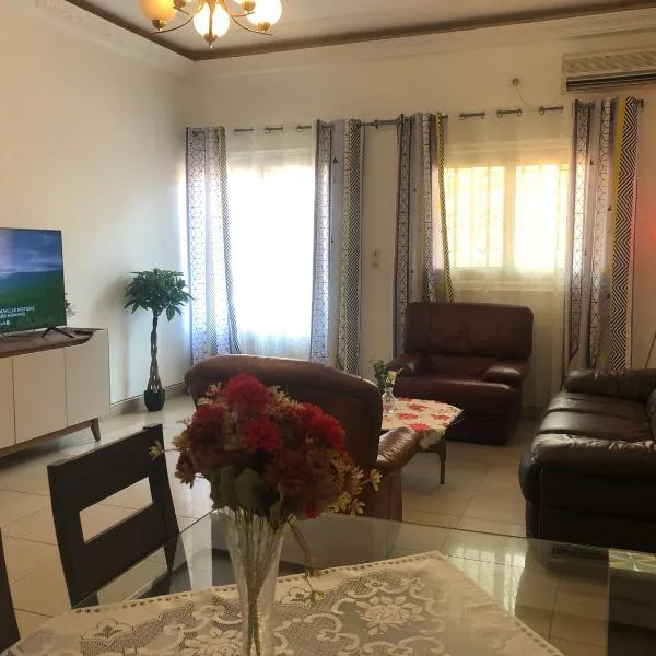 Grand Appart ESSOS camp sonel, hotel in Yaoundé