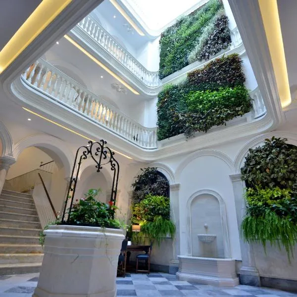 El Armador Casa Palacio by Luxury Suites Cádiz, hotel a Cadis