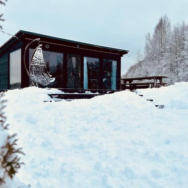 Melnā kalna kamene, sauna iekļauta cenā, hotel v destinaci Vestiena