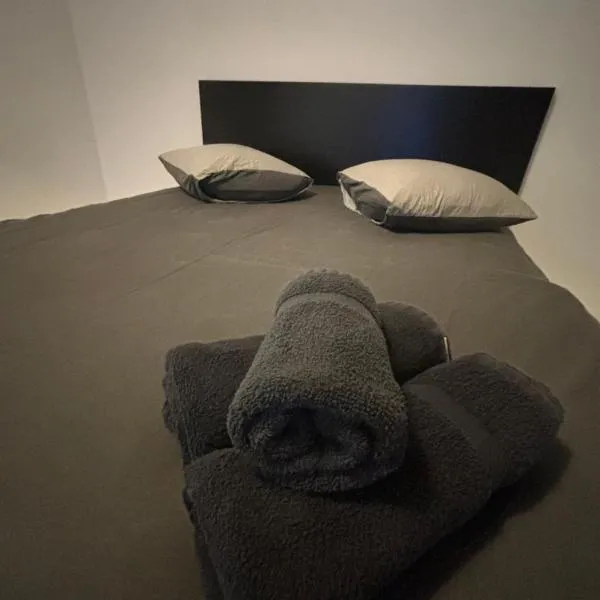 Modern 1BR and Sofa Bed Near Airport、ブリュッセルのホテル