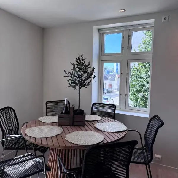 A Place To Stay Stavanger - free parking, hótel í Stavanger