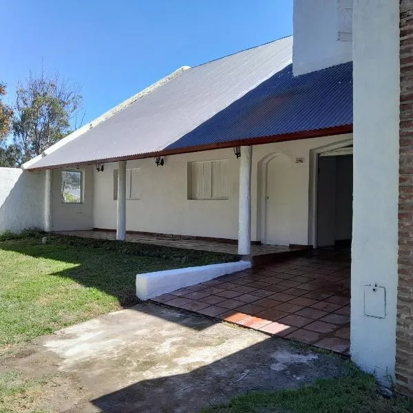 Estilo Campo Casa de 3 ambientes cochera interna, hotel a Mar del Plata