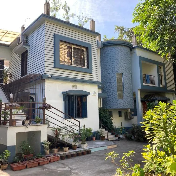 Anjali Home Stay - 10 mins from airport, hotelli kohteessa Siliguri
