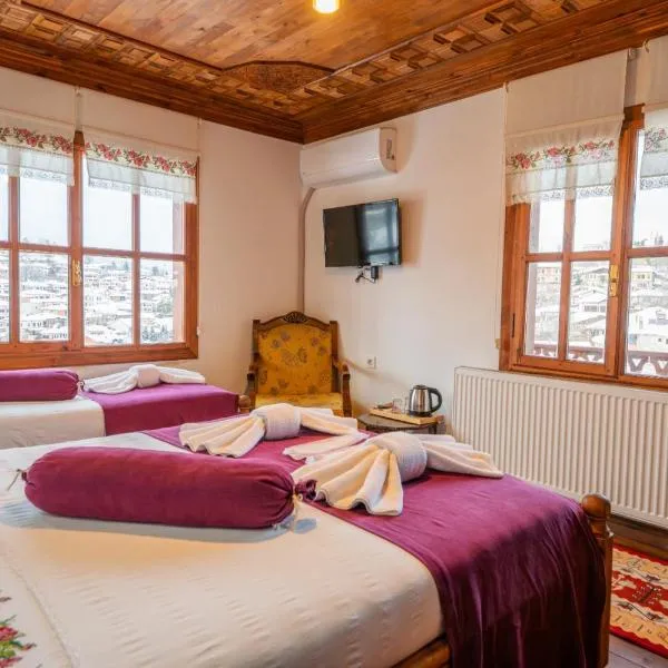 Manzara Konak Otel，番紅花城的飯店