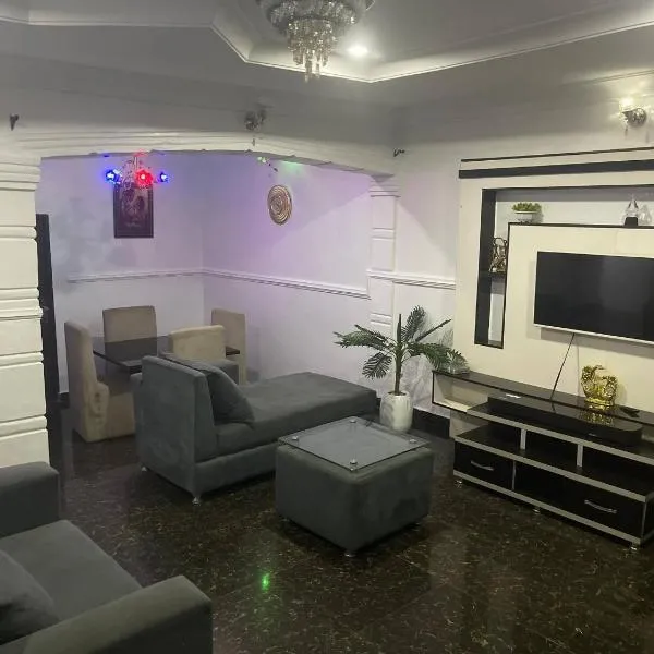 Elite Retreat Apartment, Sagamu, hotel em Sagamu
