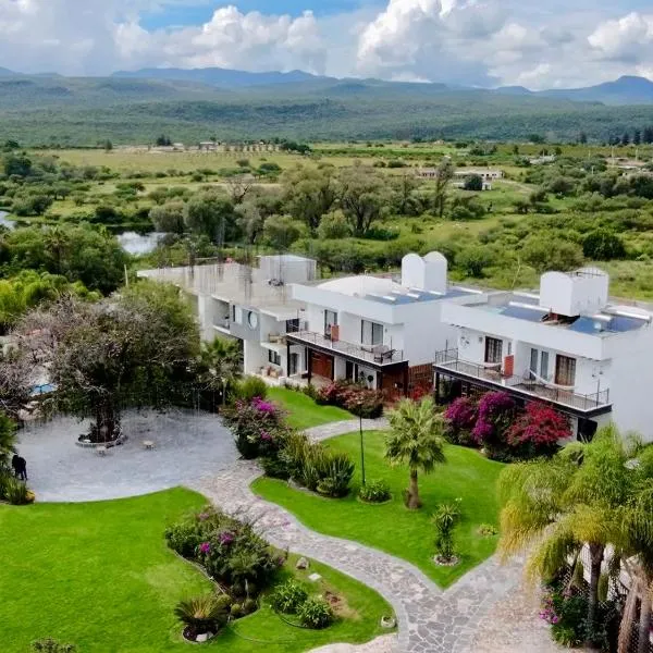 Yolihuani Relax Resort, hotel Calvillóban