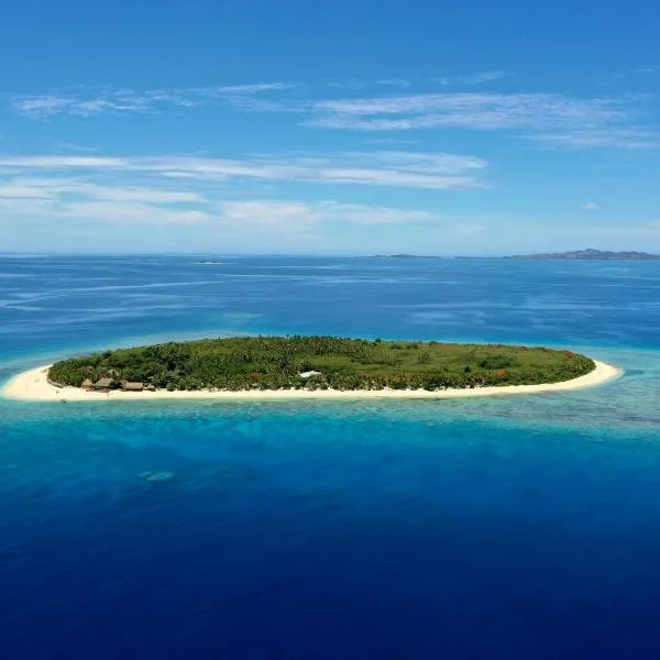 Serenity Sands - Island Glamping، فندق في Mamanuca Islands