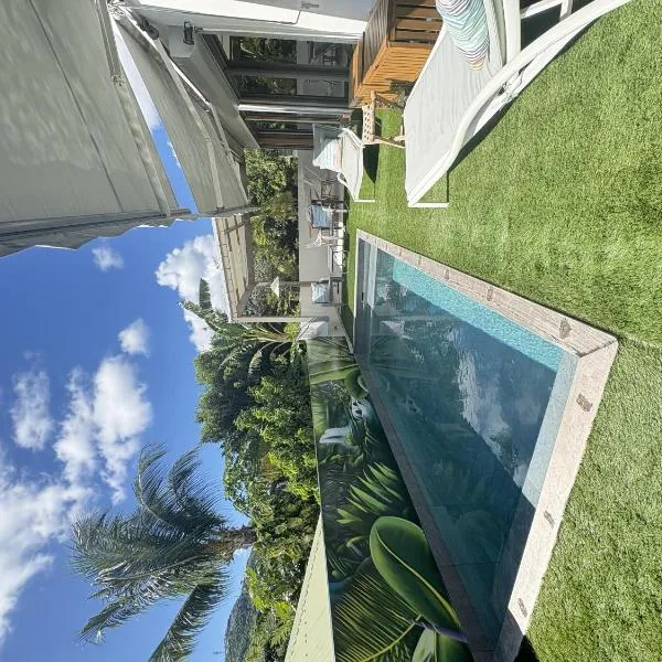 Fully-equipped house with pool, hotel em Grande Saline