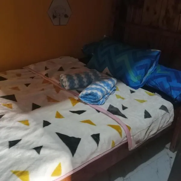 iya lee guest hauz, hotel 