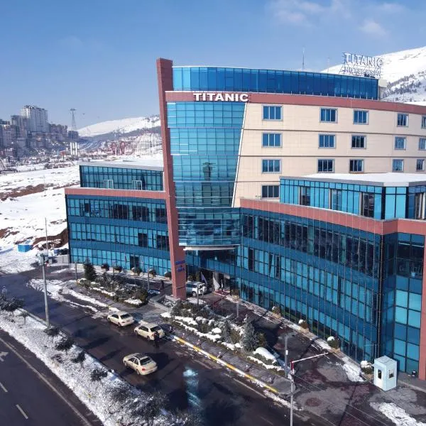 Titanic Hotel & SPA, khách sạn ở As Sulaymānīyah