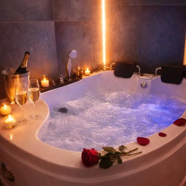 Jacuzzi & Bike Apartment, Krakow, hotel en Cracovia