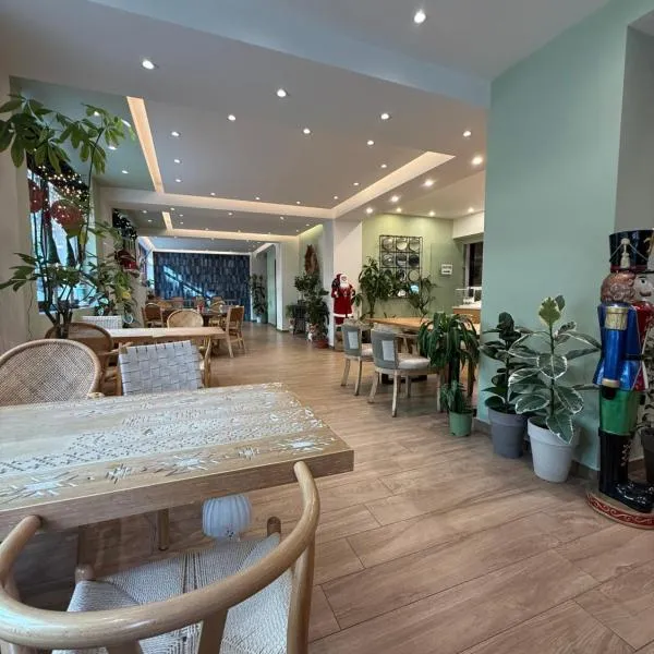 The Maroon Bottle Hotel, Hotel in Thessaloniki