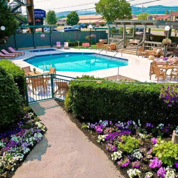 Arbors at Island Landing Hotel & Suites, hotel in Pigeon Forge