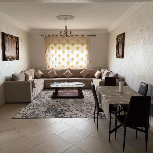 Appartement moderne - Résidence privée โรงแรมในเกนิตรา