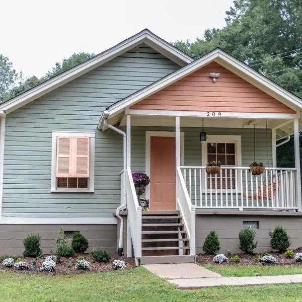 Clemson Memorabilia House Frank Howard III Home, ξενοδοχείο σε Clemson