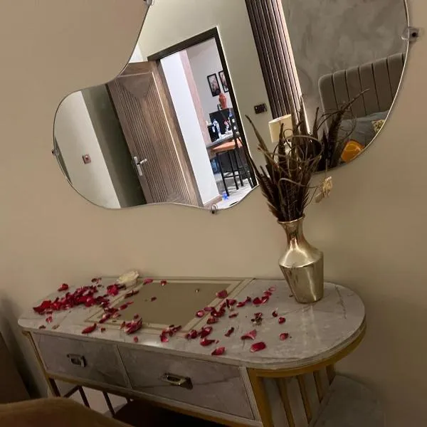 Executive Furnished 1-Bedroom Apartment Near Giga Mall ! City View Zeta Mall，位于伊斯兰堡的酒店