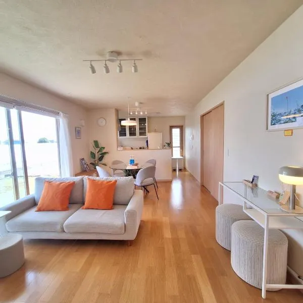 Peaceful Garden Home in Ota, Entire 3BR Parking, hotel em Ota