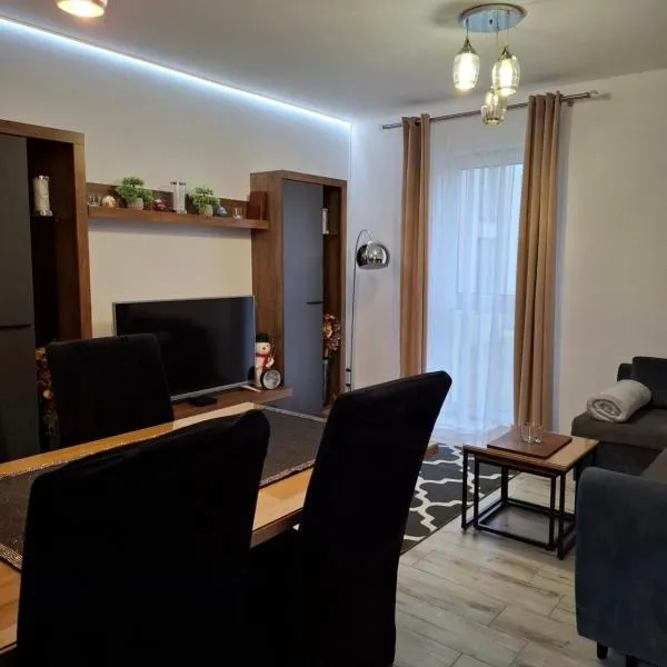 Viesnīca Kameralny Apartament z Balkonem pilsētā Ščitno