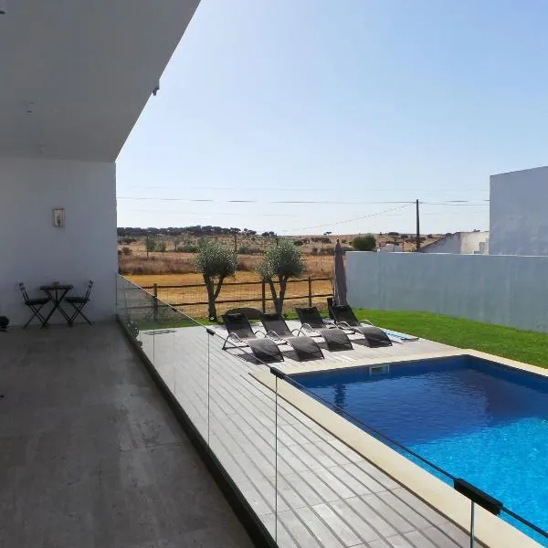 DH Country House, hotel v destinaci Évora