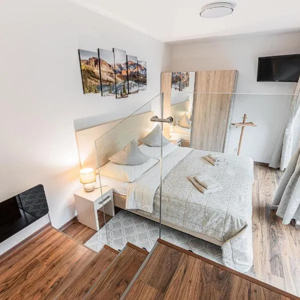 Apartmán Helena 15 a Helena 21 Hrabovo, hôtel à Ružomberok