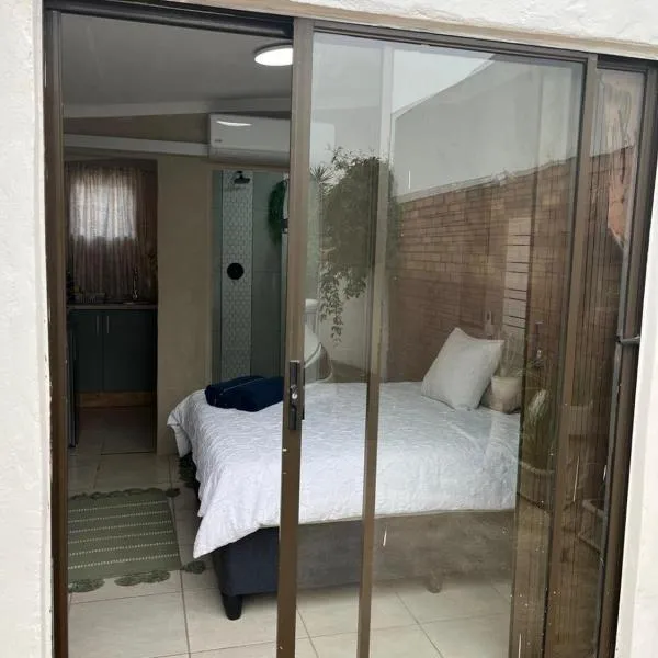 Ocean Village - No Sea View, hotel v destinaci Amanzimtoti