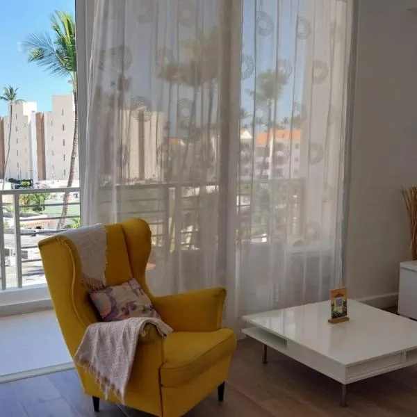 Bavaro Beach hotel resindecial Punta Cana, отель в городе Пунта-Кана