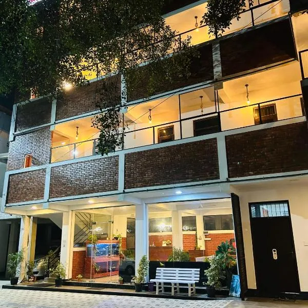 Unic Residence And Transit Hotel, hotel in Katunayaka