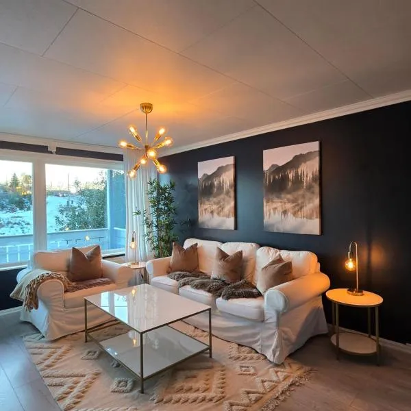 Nyoppusset leilighet nær Aker og sentrum, hotel sa Stord