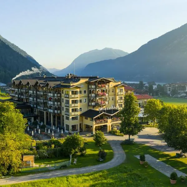 Hotel der Wiesenhof, hotel en Pertisau