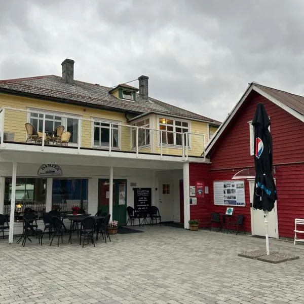 Davik Fjordparadis, hotel sa Bakken
