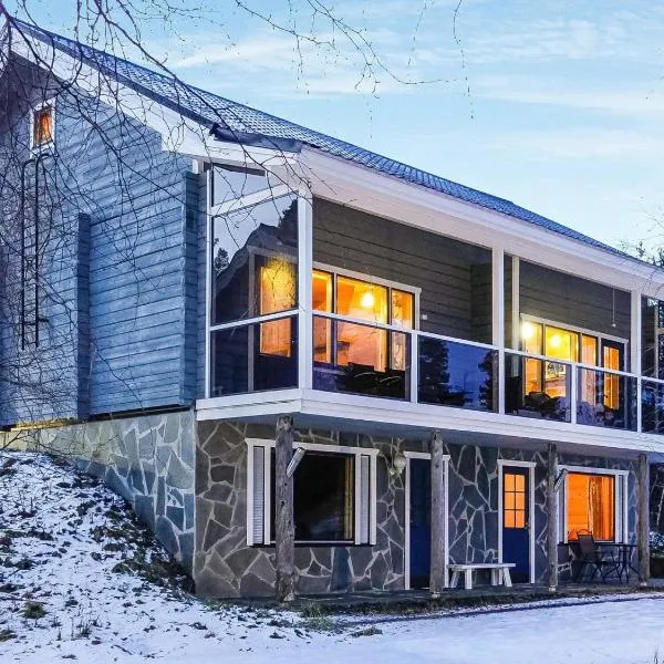Holiday Home Äkäsjärven lomamökit 1 by Interhome, hotel a Rauhala