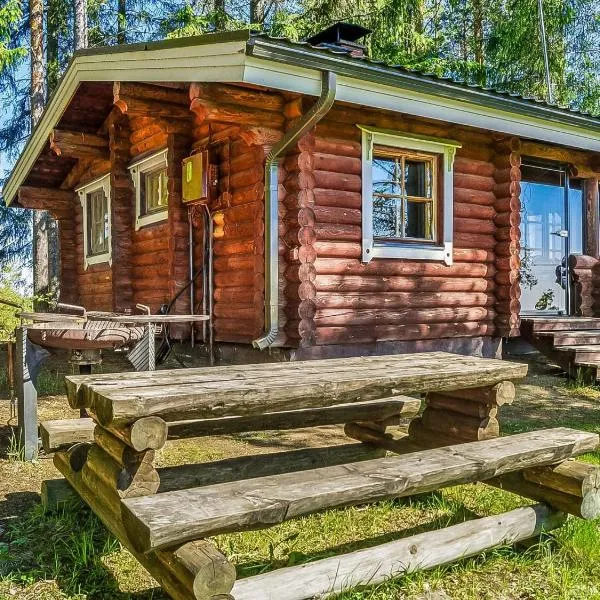 Holiday Home Huvilakoti 2 by Interhome, מלון בPuromäki