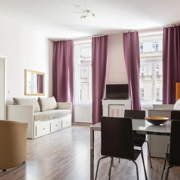 Royal Court Legerova, hotel in Prague