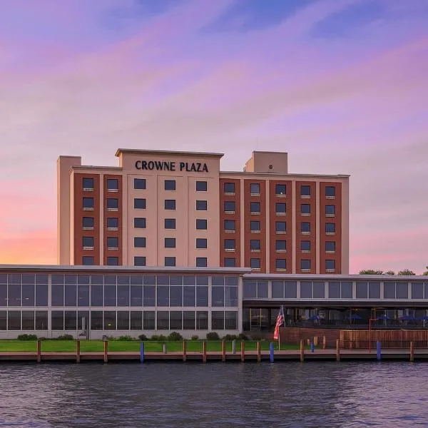 Crowne Plaza Niagara Falls NY - Riverside by IHG, hotel em Niagara Falls