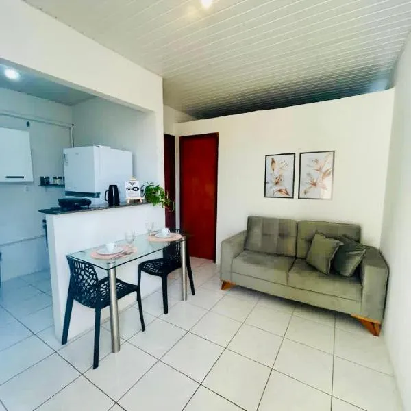 Apartamento próximo ao Aeroporto Internancional P Martins, hotel em Fortaleza