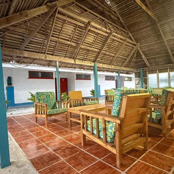 The Line Islands Resort، فندق في Cassidy International Airport