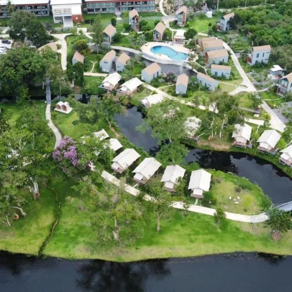 The Tree Riverside Resort Kaeng Krachan, hotel em Kaeng Krachan