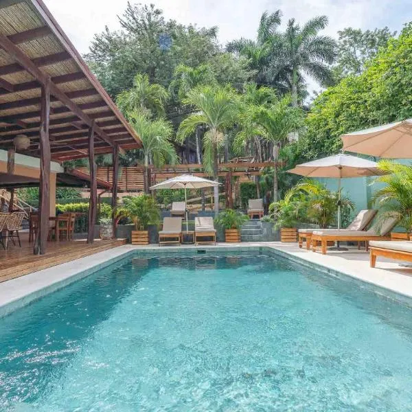 Hotel Arco Iris, hotel en Tamarindo