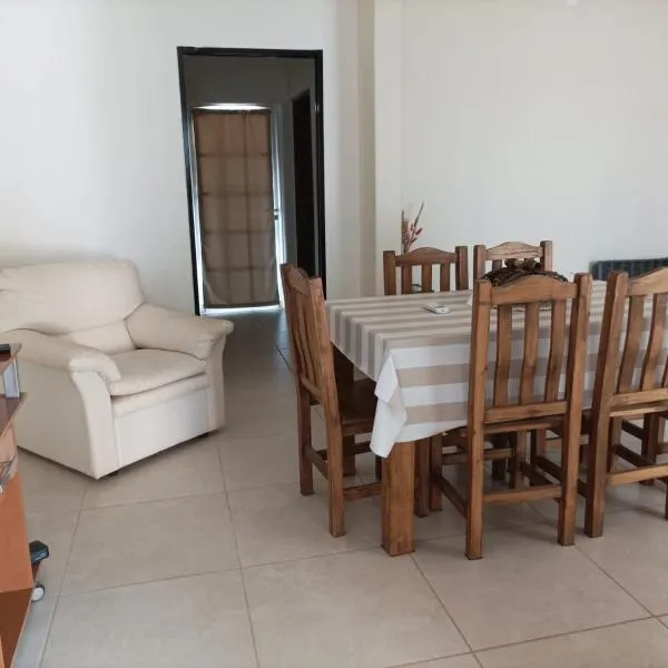 Casa en Ataliva Roca، فندق في Ataliva Roca