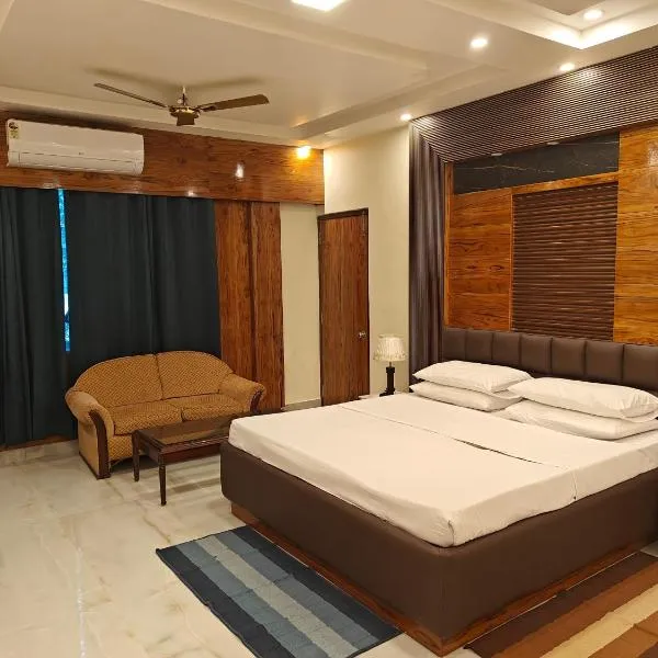 The Royal Residency, hotel v mestu Kushinagar