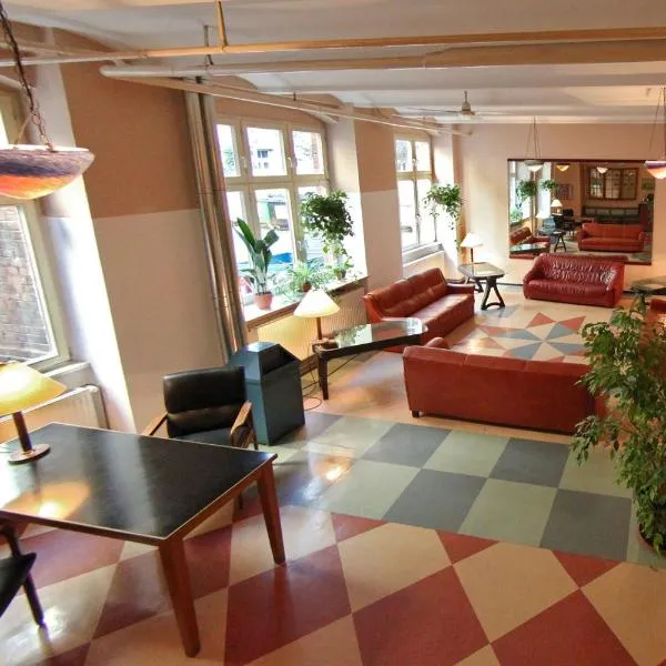 Die Fabrik - Hostel, hotel in Berlin