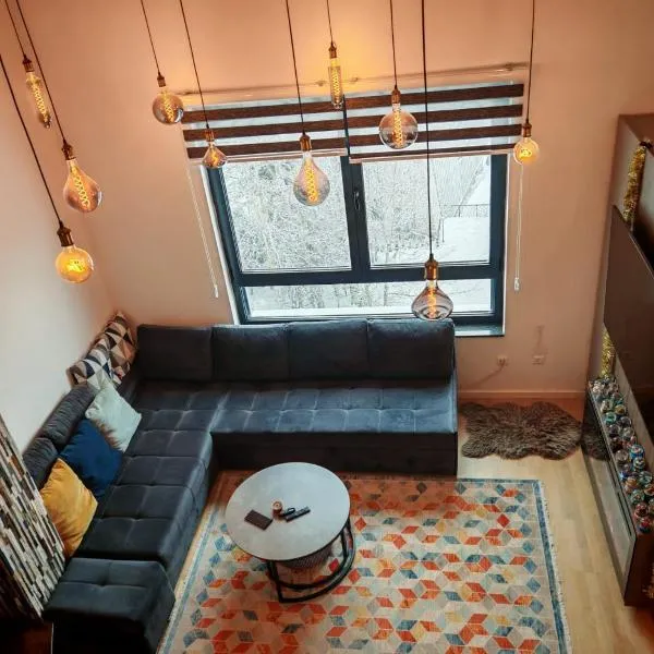 Apartment Meu Spacious Two-Level Apartment in the Heart of Bjelasnica, hotel in Bjelašnica