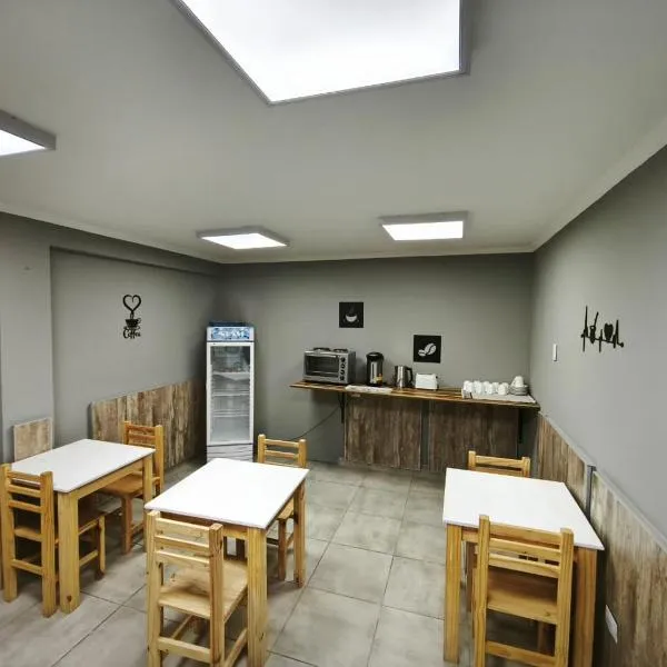 HOTEL EL VIEJO Bar, hotel en Perito Moreno