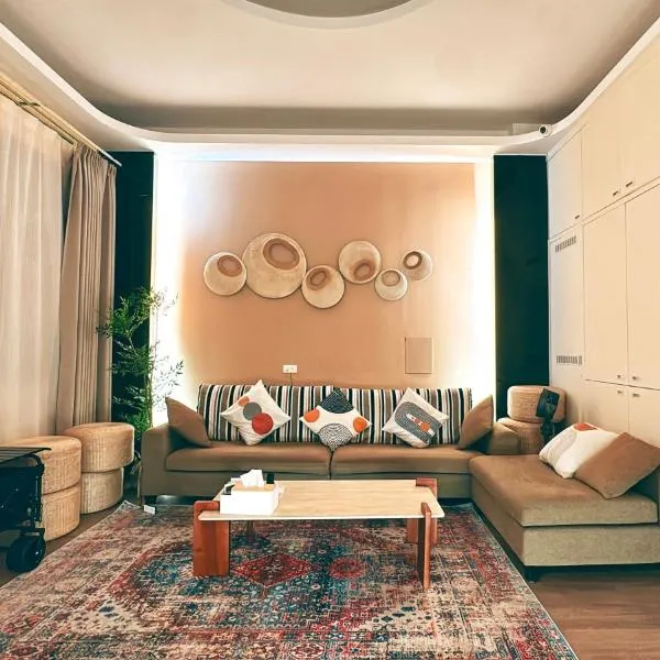 禾夏民宿Her Shot Inn, hotel en Centro histórico de Hengchun