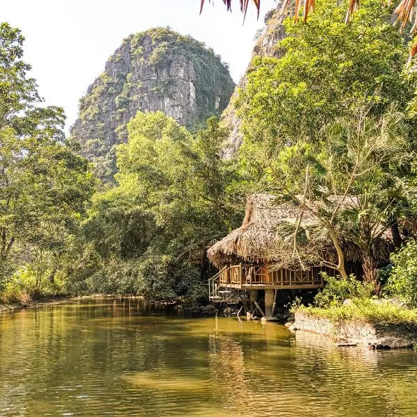 Hang Lan Ecolodge, хотел в Нин Бин