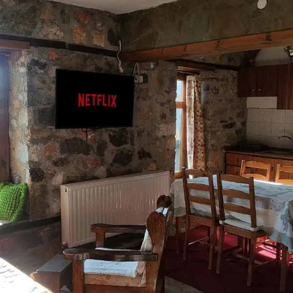 Studio in Elatochori - O Elato, Hotel in Elatochórion