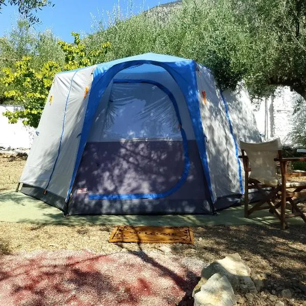 Barreira beachfront Tents 9, hotel en Verga Kalamata