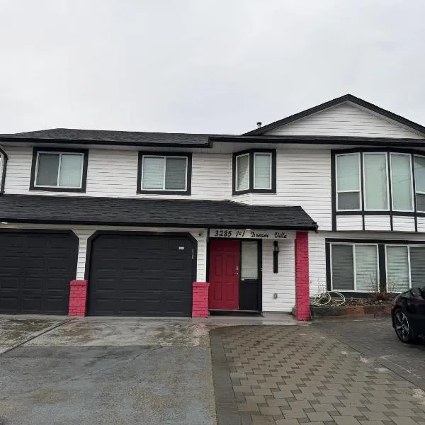 J & J Dream Villa Ltd, хотел в Абътсфорд