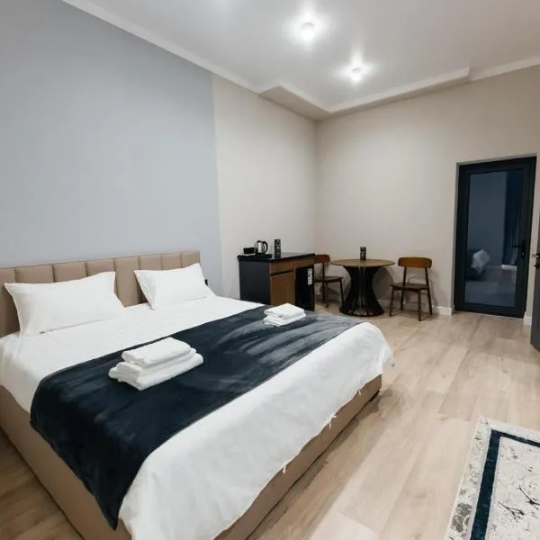AURA hotel, hotel a Taraz
