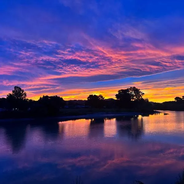 Rehutai, hotel u gradu 'Wairoa'